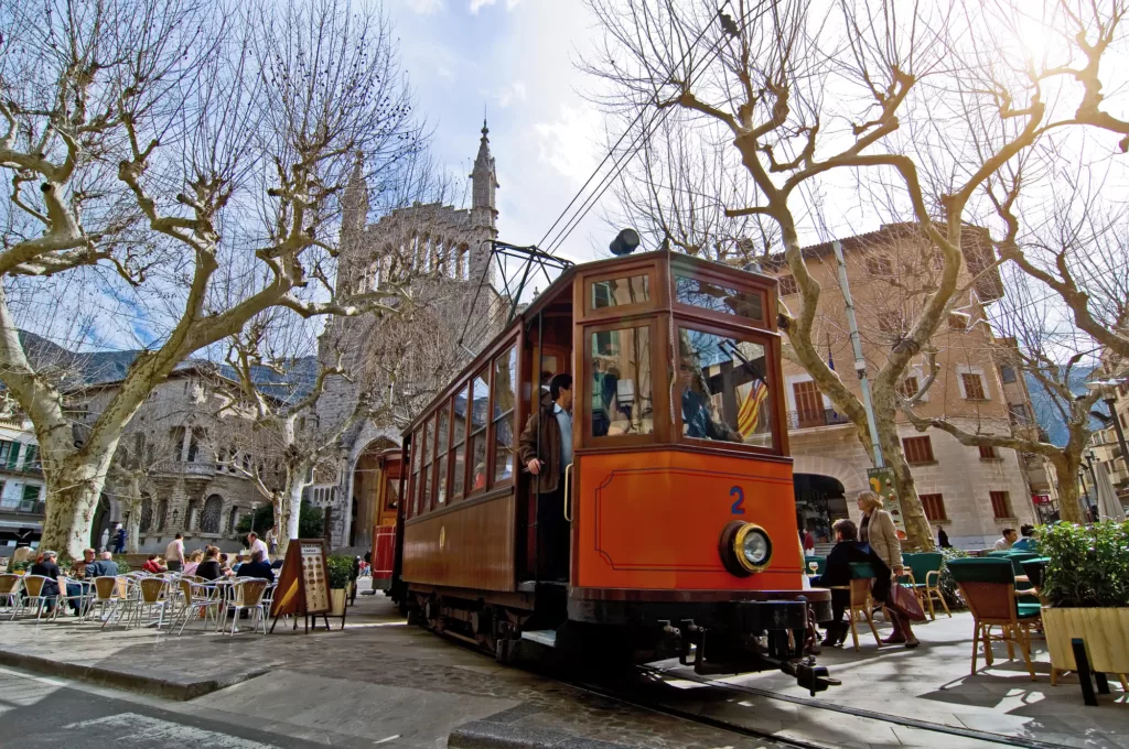 Tram in soller, mallorca