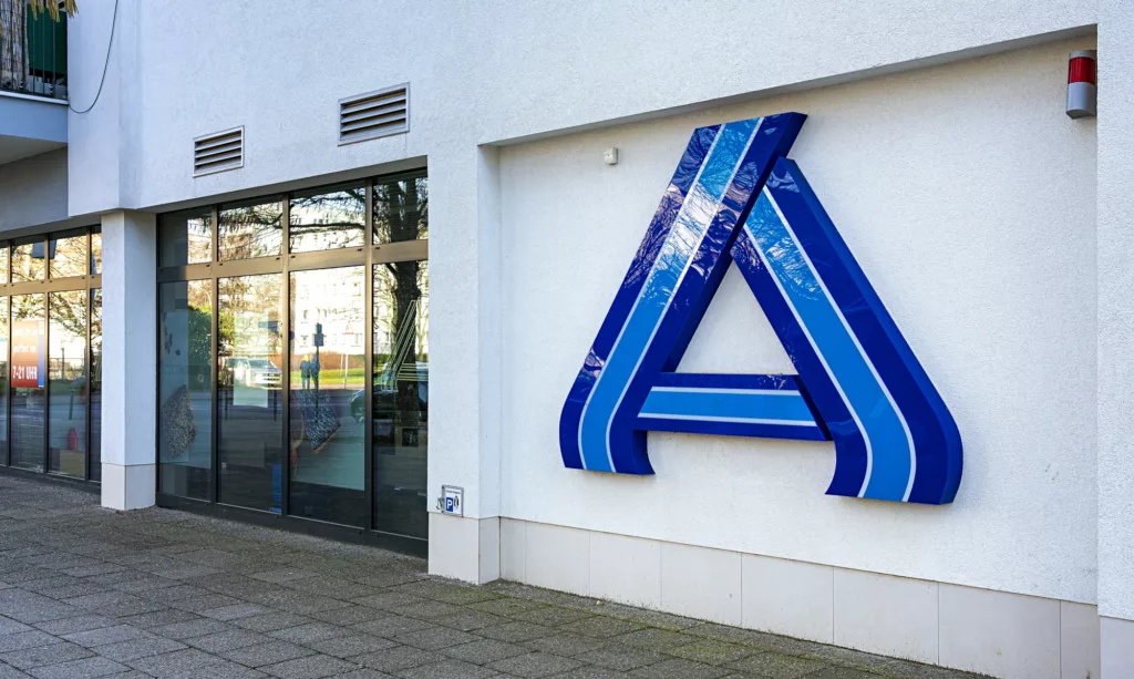 Logo of the Aldi discounter on a new building
