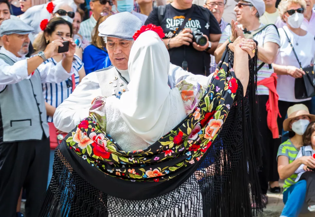 Chotis is the traditional dance of Madrid