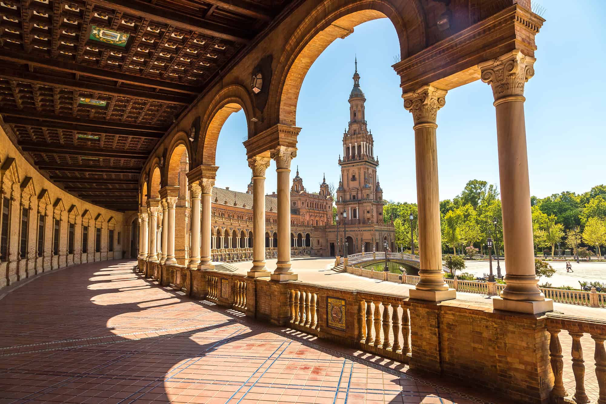 Best Time to Visit Seville (2024): Optimal Seasons and Experiences