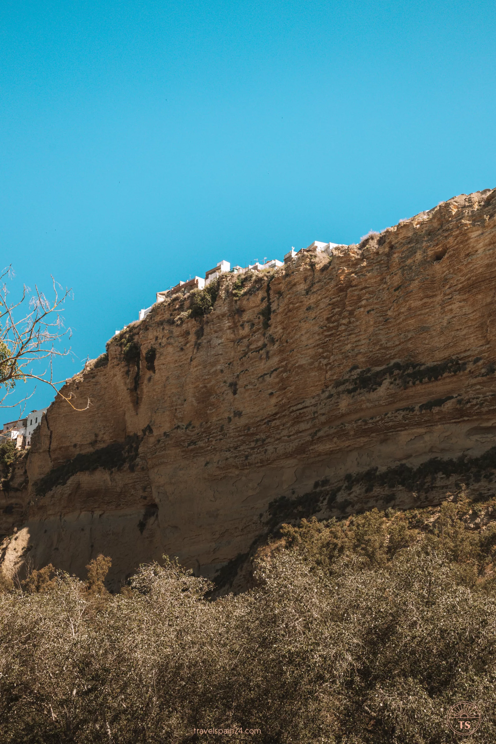 The high cliff of Arcos de la Frontera, seen from below during our walk back to the camper.