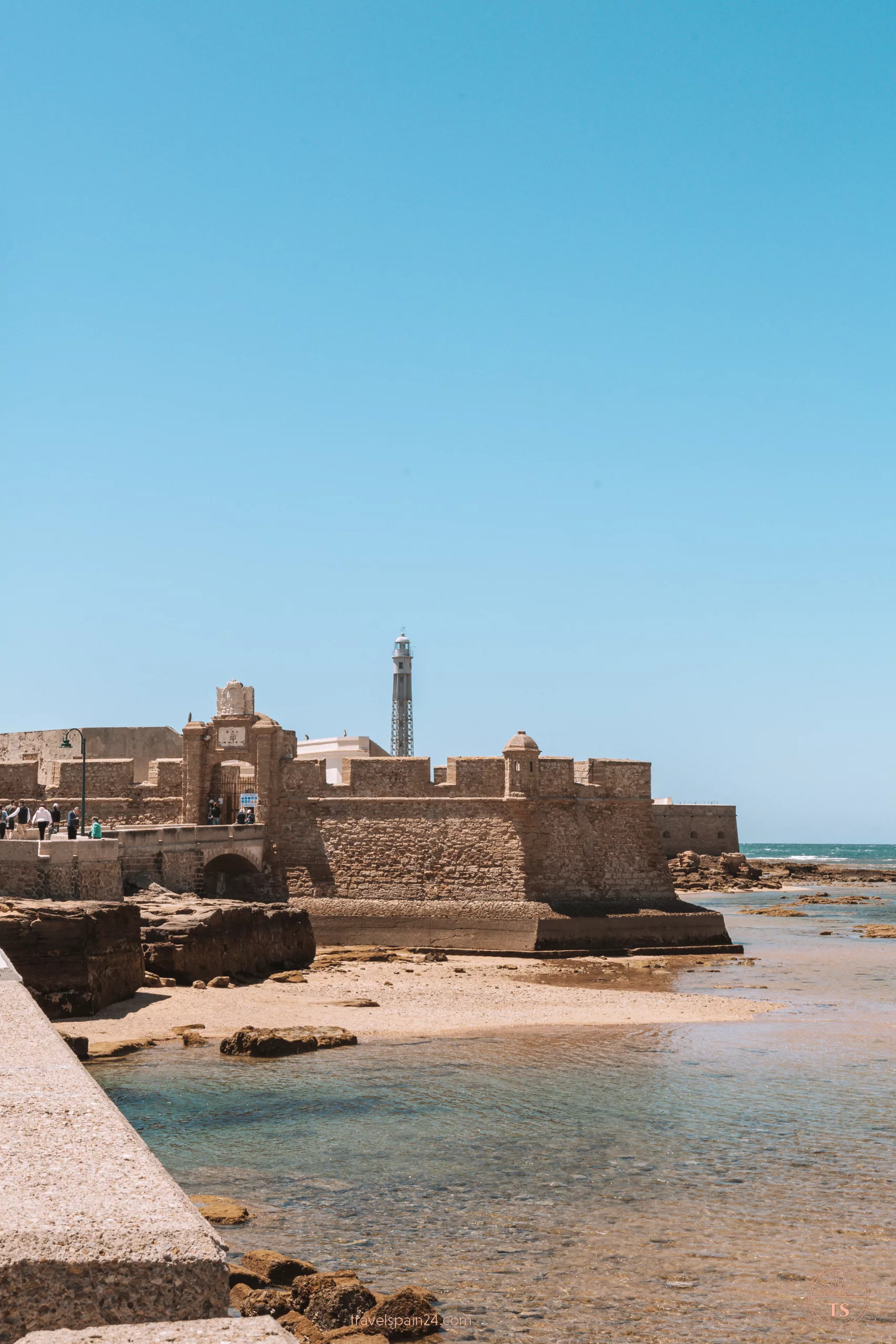 Castillo de San Sebastián in Cadiz, showcasing its historic fortifications along the coastline. This castle is one of the Cadiz highlights, reflecting the city's rich military history and scenic views.
